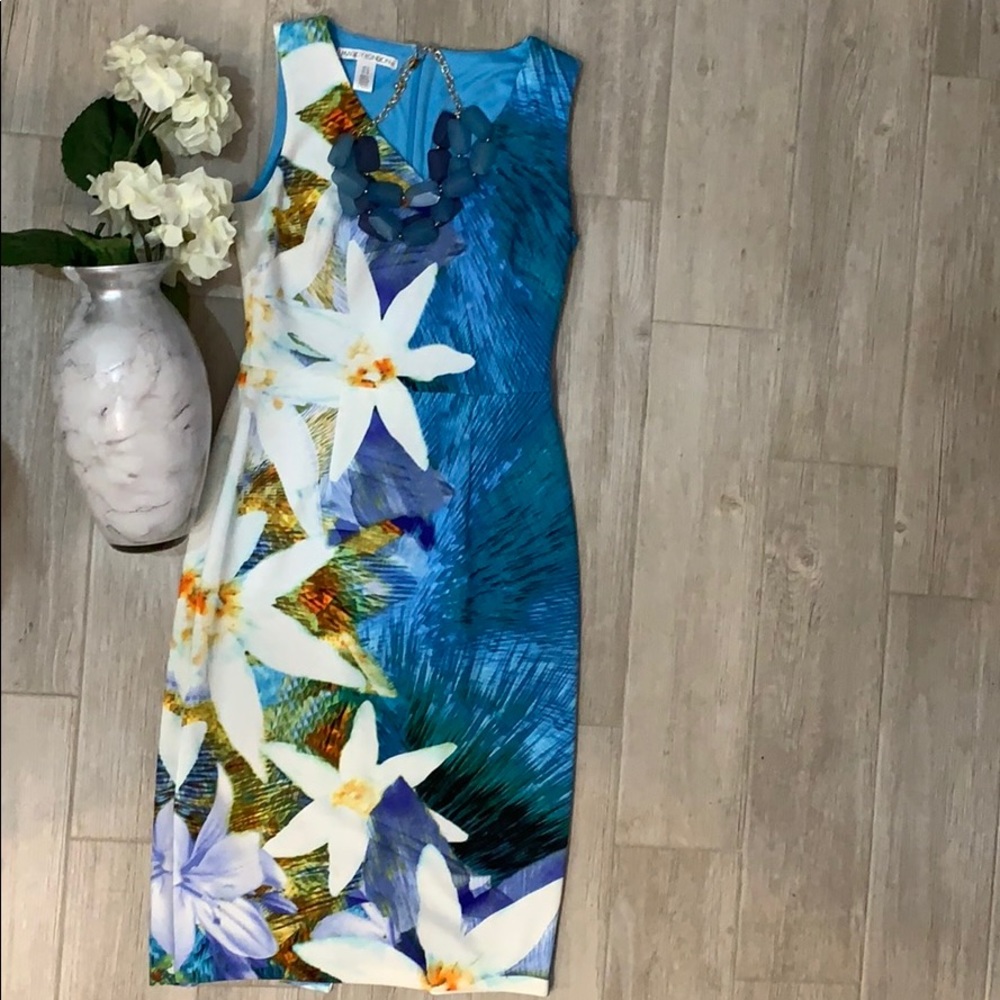 Maggy London Flower dress